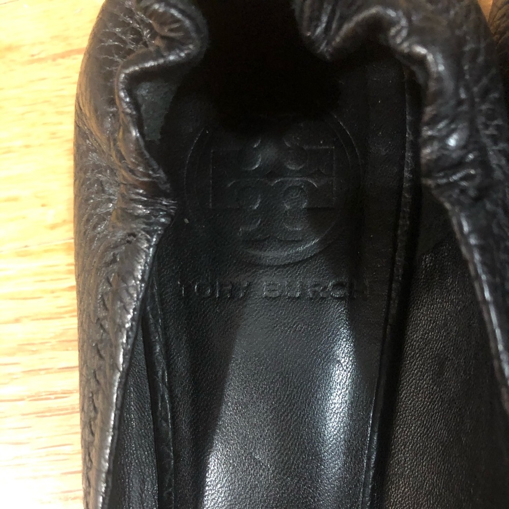 Authentic Tory Burch leather authentic flats. - Picture 5 of 8